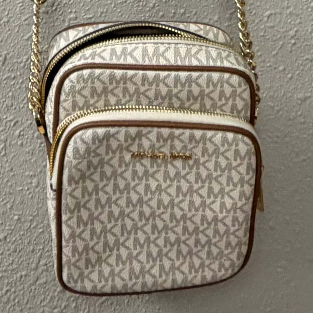 Michael Kors Jet Set Travel Medium NS Chain Crossbody Bag Vanilla